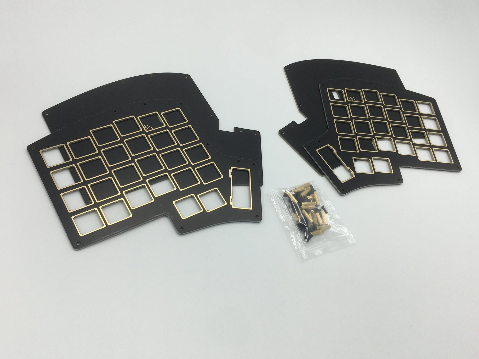 Iris PE (Phoenix Edition) Case/Plates