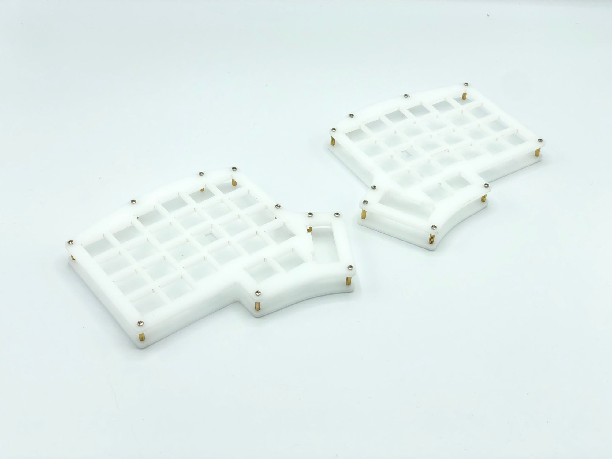 Iris LE (Legacy Edition) Case/Plates