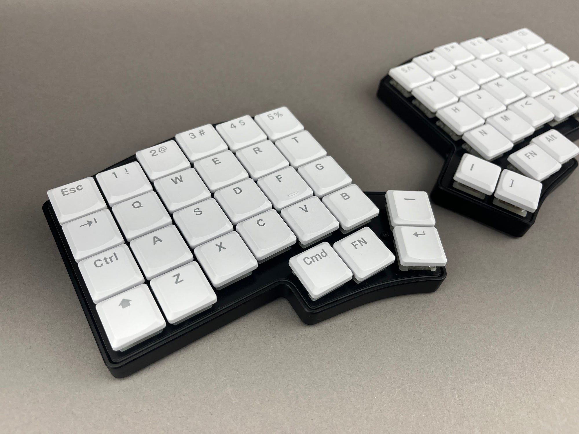 Iris LM - Low-Profile Split Ergonomic Keyboard (Pre-Built)