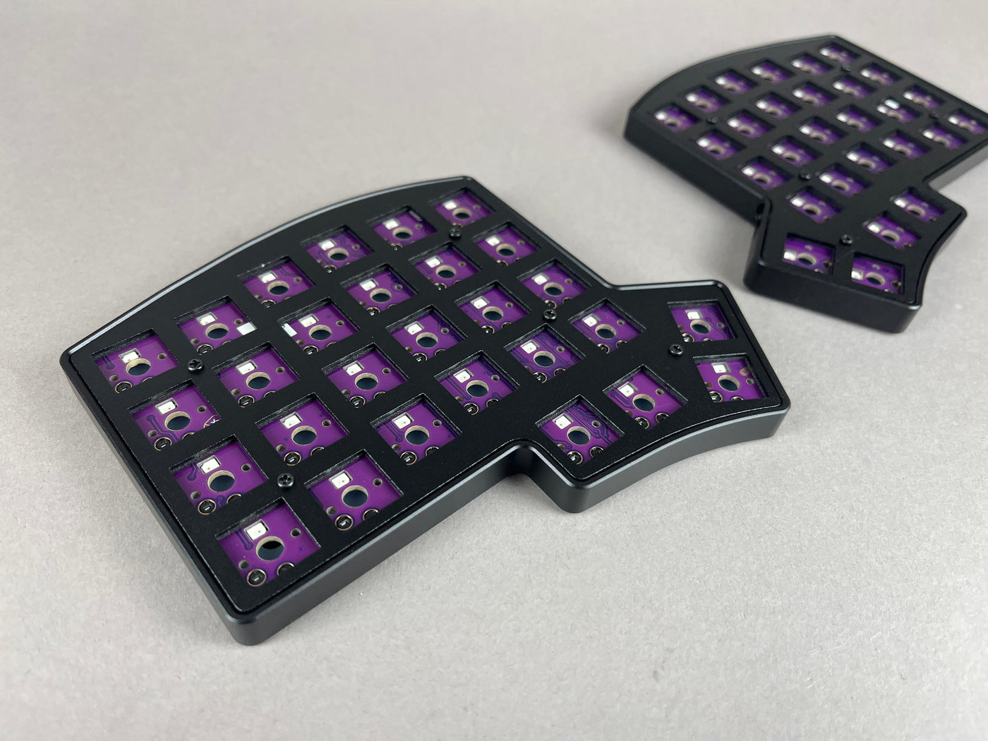 Iris LM Barebones
